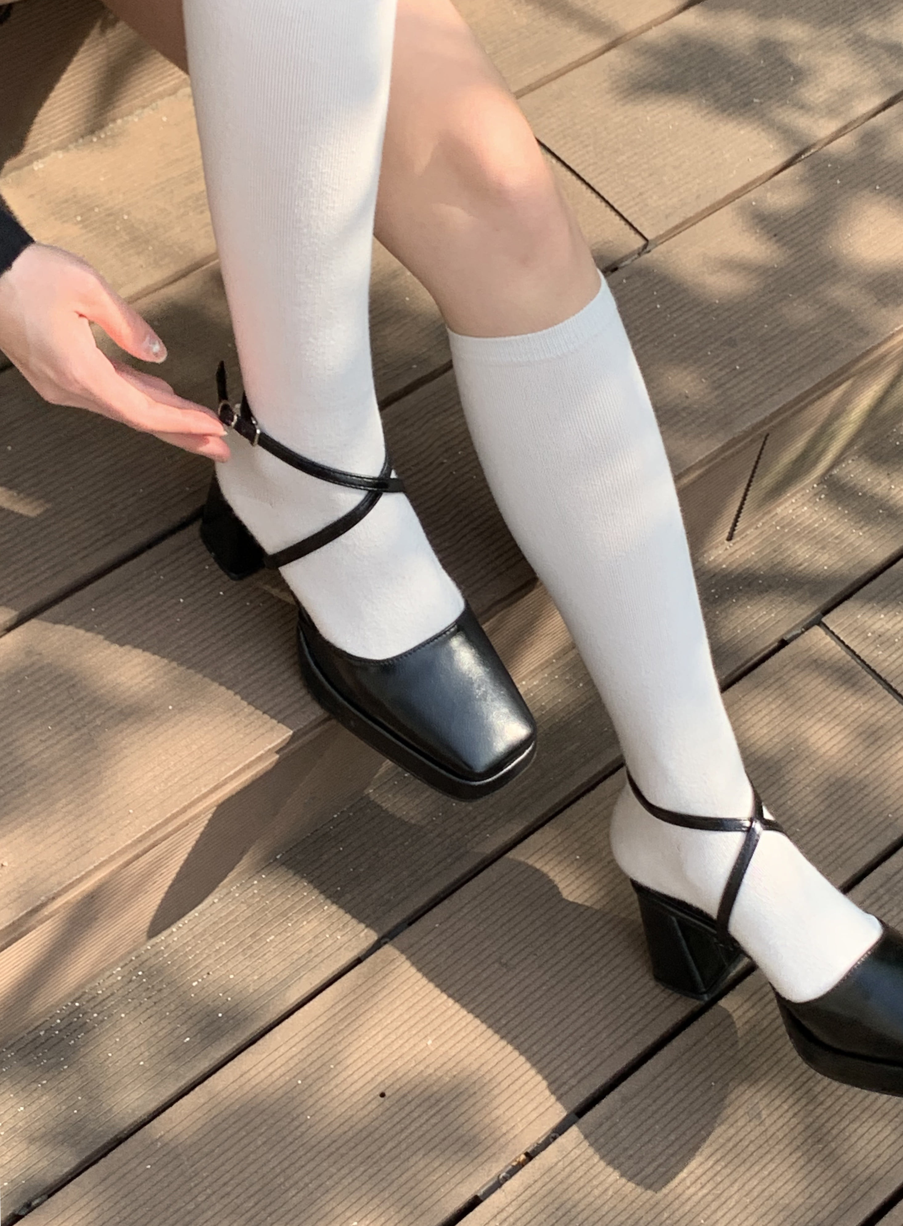x string shoes