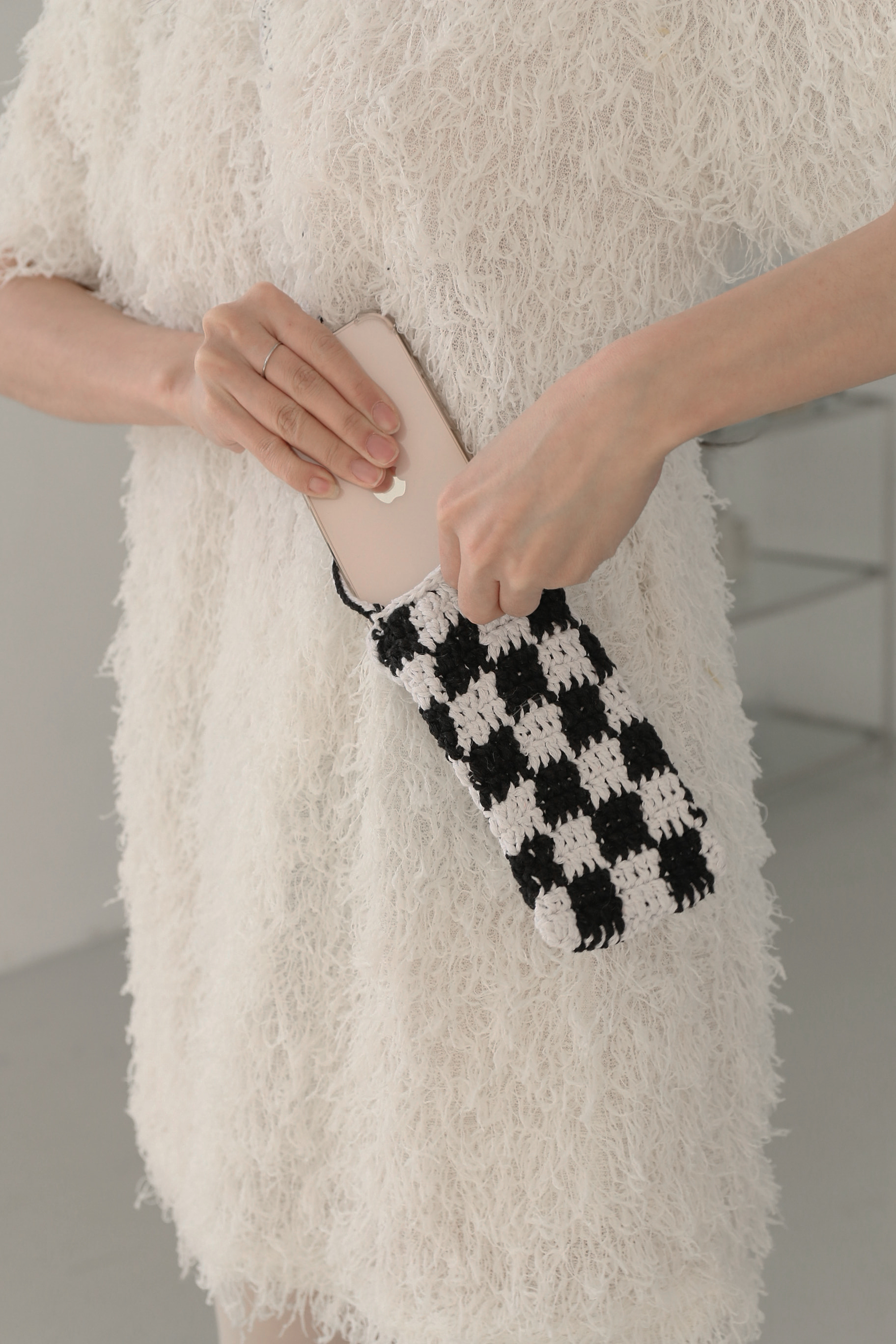 checkerboard knit bag